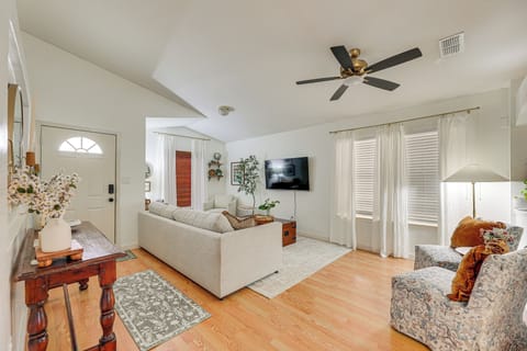 McAllen Vacation Rental | 3BR | 2BA | 1,200 Sq Ft | 1 Step to Enter