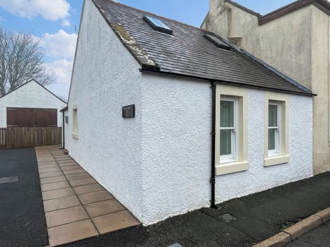 Exterior | Taigh-Beag - High Vennel Cottages, Wigtown, near Newton Stewart