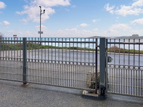 Outdoor area | Flat 2, Newquay
