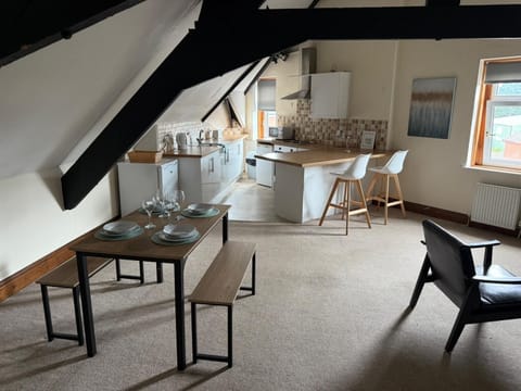 Living Room / Lounge