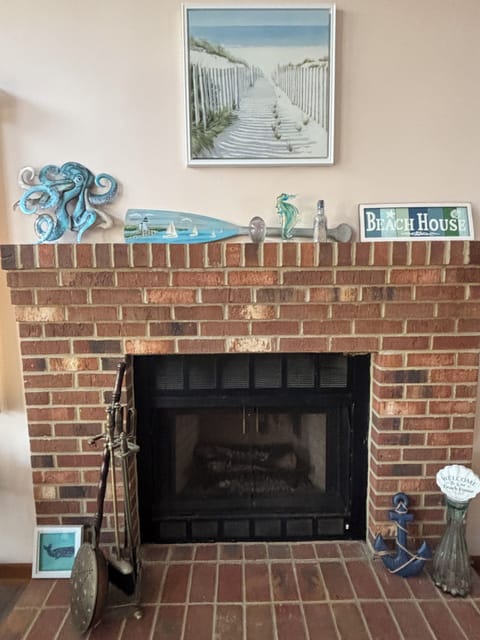 Spacious 4-bed house in peaceful Ocean Pines - wooded near pool, bay, & ocean House in Ocean Pines