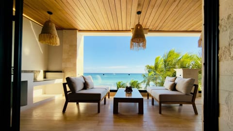 Alfresco Dining with a View!