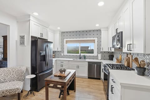 Kitchen with comfortable sitting area