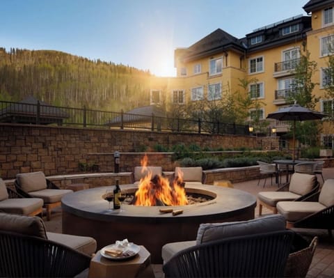 The Ritz-Carlton Club, Vail, fire pit
