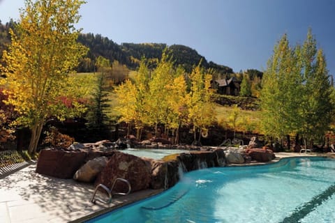 The Ritz-Carlton Club, Aspen Highlands, Pool