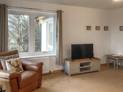 Living area | Shedfield Cottage, Drumnadrochit