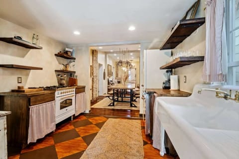 kitchen, second cottage