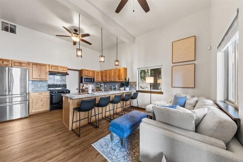 Open concept living, dining and kitchen area