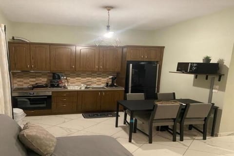 Central Mare Garden Apartment in Alexandroupoli