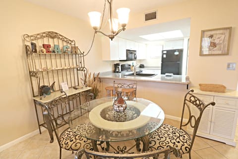 St. Augustine Beach Vacation Rentals Dining Room