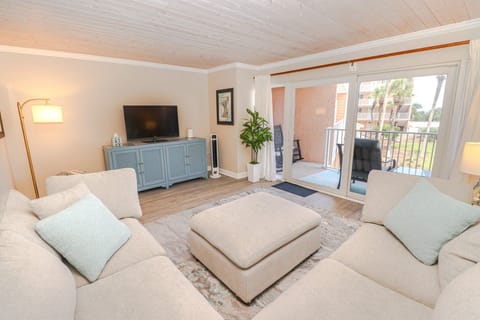 St. Augustine Beach Rentals Living Room