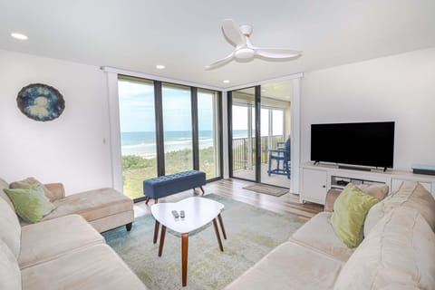 St. Augustine Beach Rentals Living Room