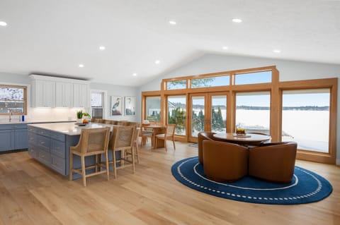 Open living area with expansive lake views and comfortable seating