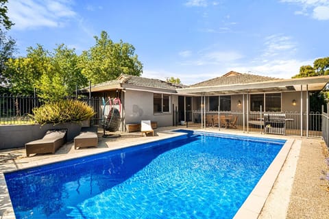 Holiday Home Swimming Pool