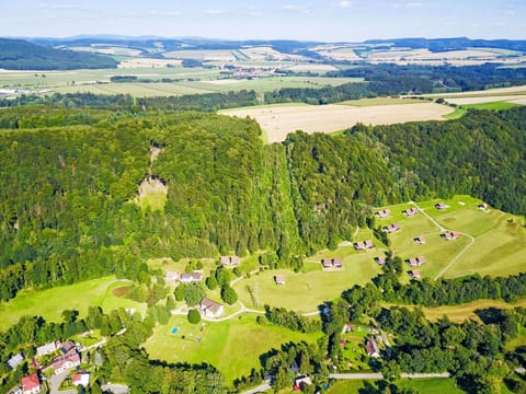 Natural Environment, Aerial Photography, Bird'S-Eye View, Natural Landscape, Grassland, Landscape, Plain, Land Lot, Rural Area, Pasture