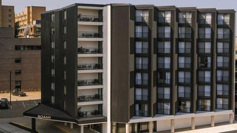Roami at the Fitz | 1BR sleeps 4 | gym