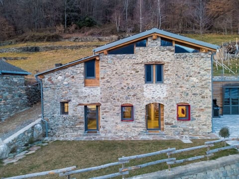 Wall, Cottage, Stone Wall, Door, Brickwork, Brick, Farmhouse
