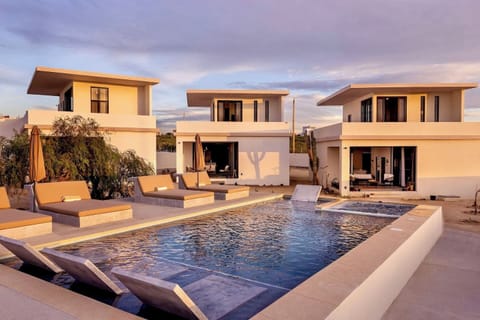 Saltwater pool | Daybeds and loungers | Umbrellas | BBQs | Shared with other guests | Not heated and jacuzzi does not work