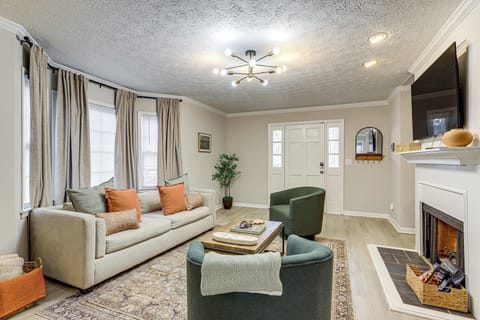 Fayetteville Vacation Rental | 3BR | 2.5BA | 1,704 Sq Ft