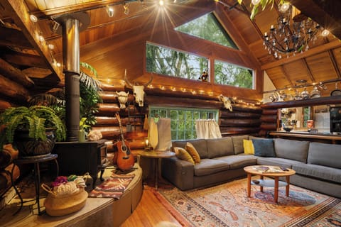Enjoy the open concept, cozy decor, and ambient light! 