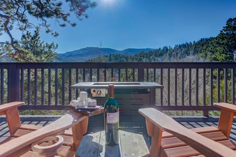 Enjoy the evening under a starry sky, around the fire,  soaking it all in