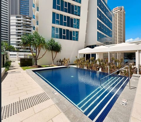 Holiday Home Swimming Pool