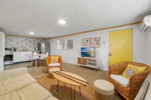 Unit B - Living Room