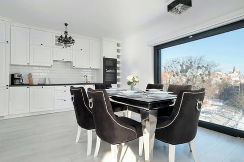 The fully equipped kitchenette includes everything you need for a home-cooked meal.