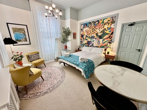Savannah Suite
