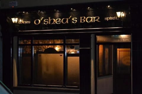 Bar Front