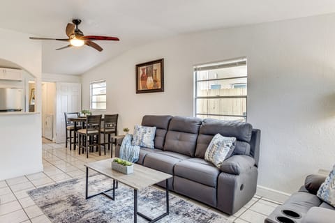 Tampa Vacation Rental | 3BR | 2BA | 1,062 Sq Ft | 1 Step to Enter