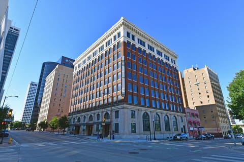Building Exterior View