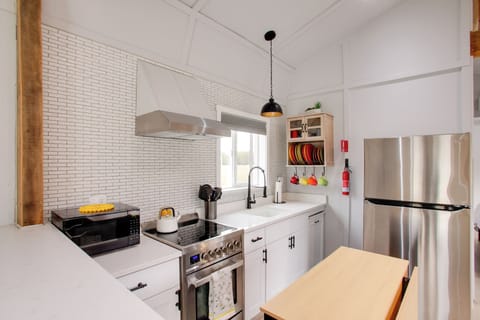 Kitchen | Keurig & Drip Coffee Makers