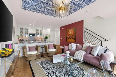 Transition seamlessly from the living room to the kitchen.