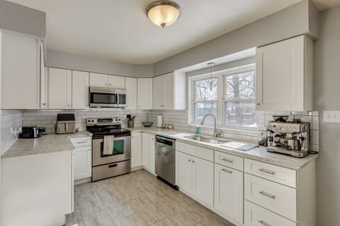 Kitchen | Cooking Basics | 1st Floor