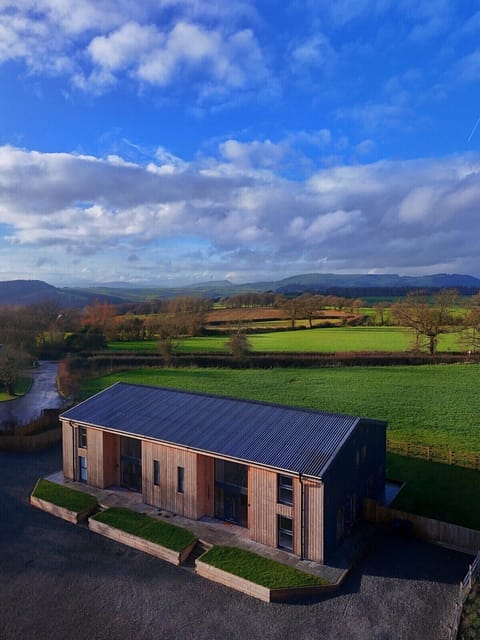 The Hay Barn | Hot Tub | Sleeps 12 | Luxury Countryside Views House in Forest of Dean