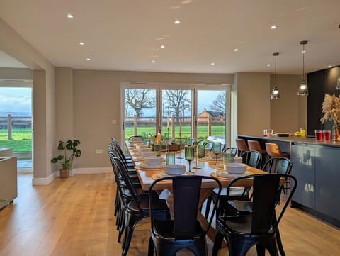 The Hay Barn | Hot Tub | Sleeps 12 | Luxury Countryside Views House in Forest of Dean