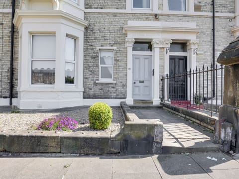Heaton Apartment, Newcastle Upon Tyne