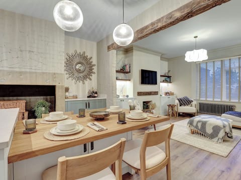 Eddies House, Morpeth