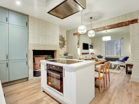 Eddies House, Morpeth