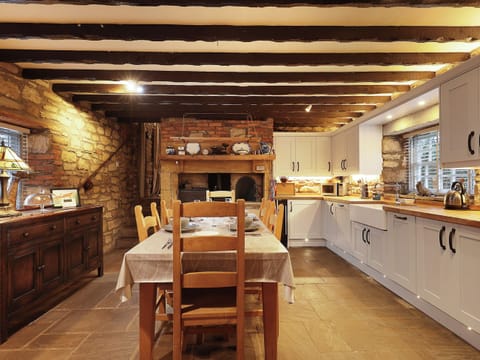 Hoots Cottage, Whittingham