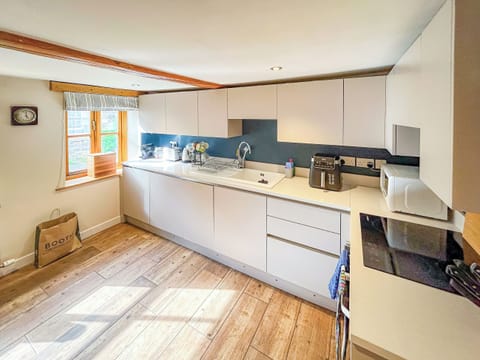Well equipped kitchen with an espresso coffee machine and an air fryer. | Windy Nook, Pooley Bridge