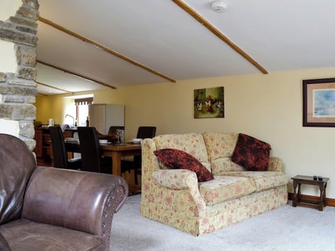 Cosy lounge area | Shepherd’s Cottage - Bings Farm, Whaley Bridge near Buxton