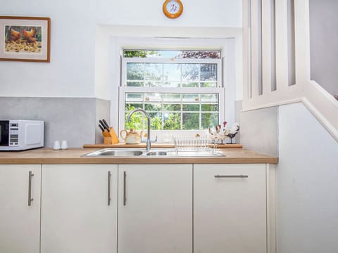 Kitchen | Meddat Farm Annex, Kildary, near Tain