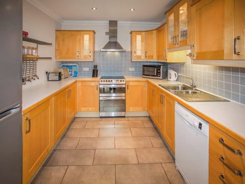 Kitchen | Tanglewood, Isle of Arran