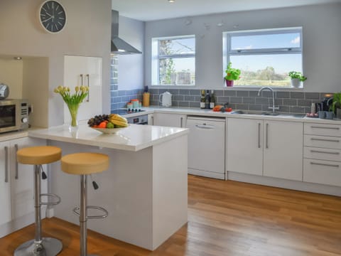 Kitchen | Larks Rise, Weston Longville