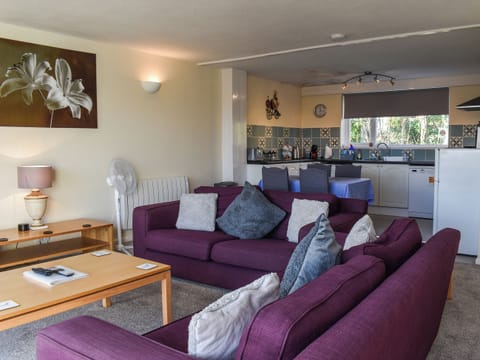 Open plan living space | Seanicview Cottage 2 - Seanicview Cottages, Callington