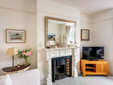 Living area | Ocean Breeze - Seashore Apartments, Paignton