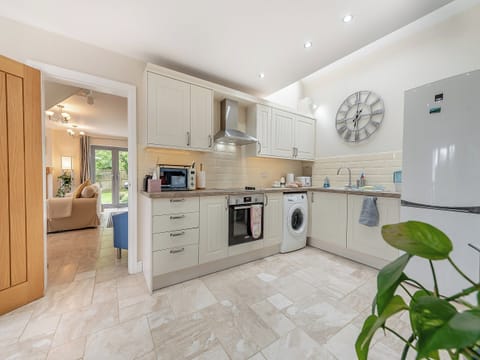 Kitchen/diner | Windsmoor Cottage on Gower, Perriswood, near Oxwich