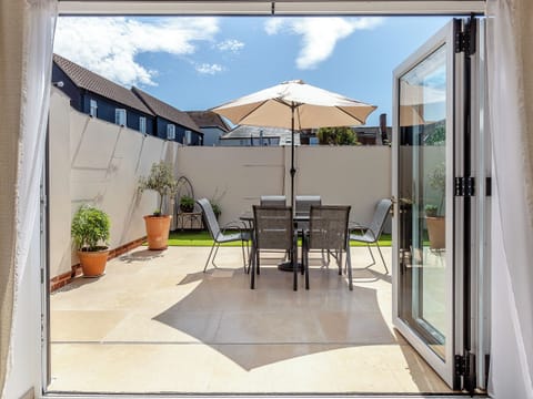 Sitting-out-area | Olive Breeze, Felixstowe